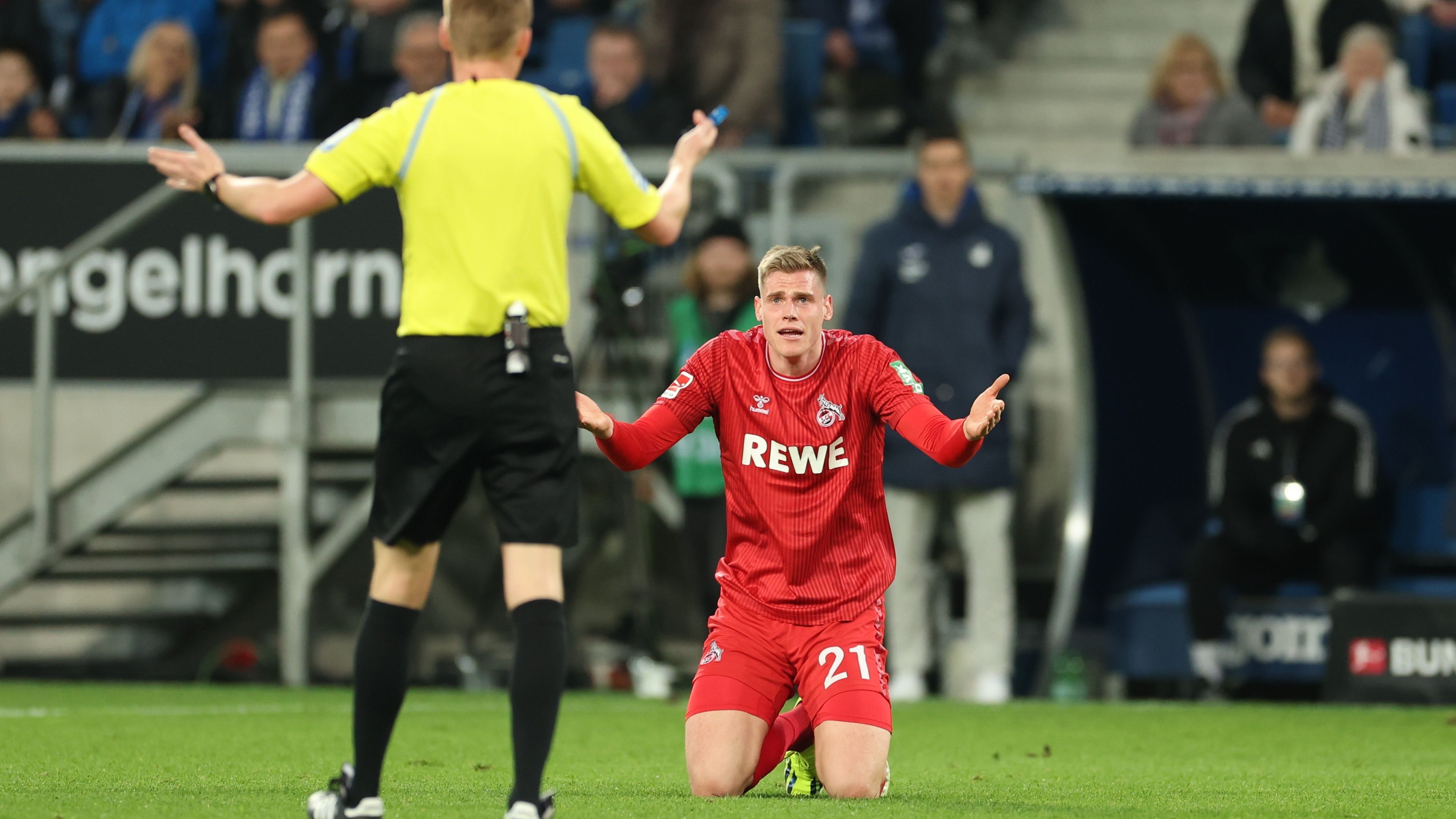 <strong>1. FC Köln</strong><br>Aktuelle Platzierung: 17.<br>Mögliche Platzierungen: 7. - 18.<br>Restprogramm: Bayern, Darmstadt, Mainz, Freiburg, Berlin, Heidenheim