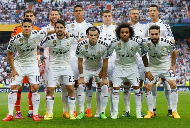 
                <strong>Platz 1: Real Madrid</strong><br>
                ... von Erzfeind Real Madrid. Die "Königlichen" blieben in der Spielzeit zwar ohne Titel, dennoch waren die Trikots der absolute Renner. 2,53 Millionen Leibchen bedeuten Platz eins für Real!
              