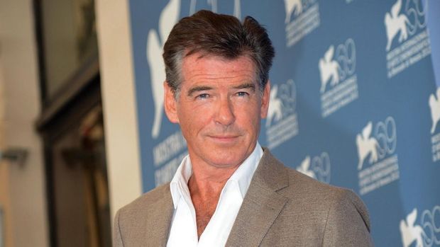 Pierce Brosnan Image