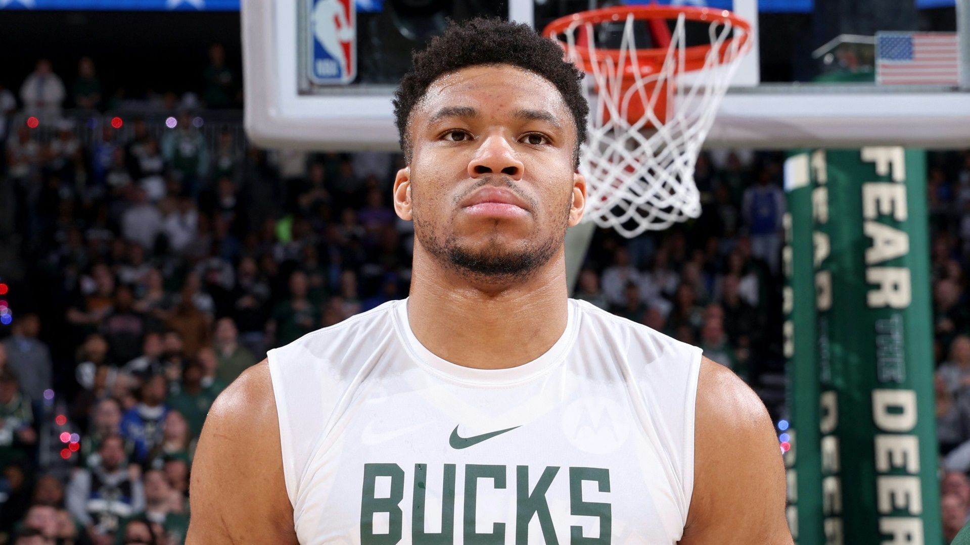 <strong>Giannis Antetokounmpo</strong><br>Basketball-Superstar Giannis Antetokounmpo ist in die MLB eingestiegen. Wie die Milwaukee Brewers bekanntgaben, gehört der "Greek Freak" dem Team der Besitzer an. "Der zweimalige MVP ist offiziell Teil des Besitzerteams der Milwaukee Brewers. Danke Giannis, für dein Engagement für das Team und Milwaukee."&nbsp;