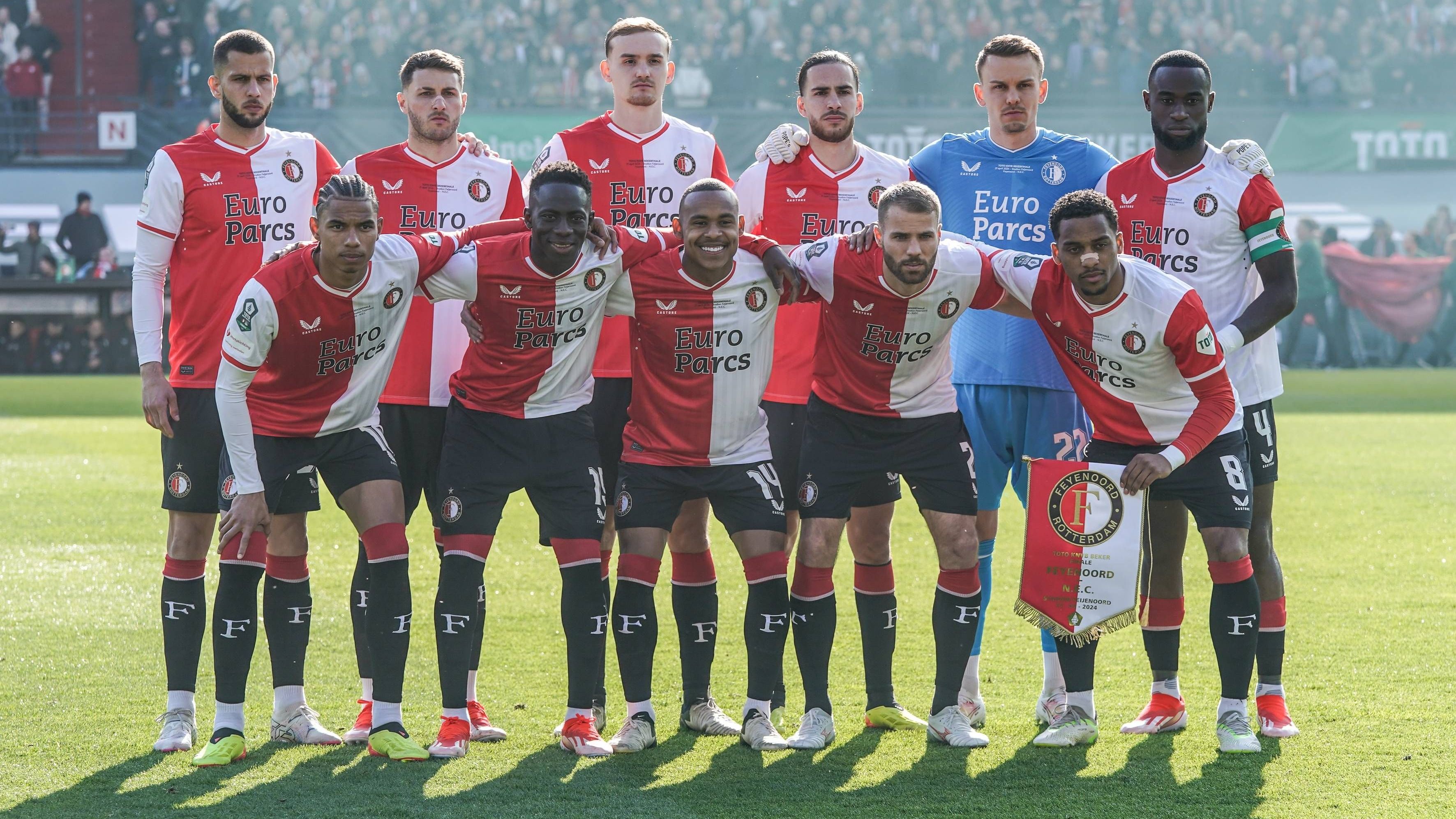 <strong>Topf 3</strong><br>Feyenoord Rotterdam (Foto), AS Monaco, Sporting Lissabon, PSV Eindhoven, Dinamo Zagreb (noch nicht qualifiziert), OSC Lille (noch nicht qualifiziert), Fenerbahce Istanbul (noch nicht qualifiziert), Celtic Glasgow (noch nicht qualifiziert), Galatasaray Istanbul (noch nicht qualifiziert)