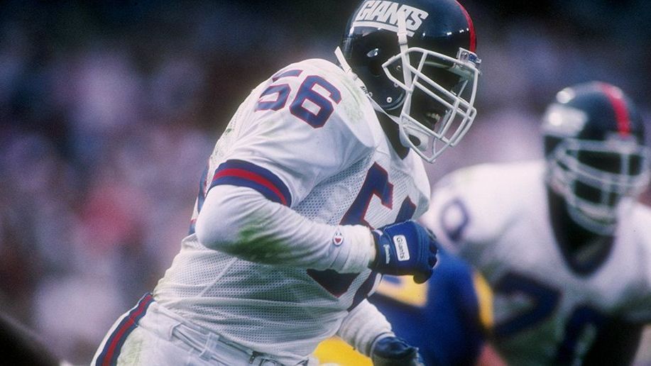 <strong>Lawrence Taylor</strong><br>
                Die "Sack-Machine" der NFL gilt nach wie vor als der beste Linebacker der Geschichte. Natürlich machte Taylor auch beim Wrestling eine gute Figur. Bei&nbsp;WrestleMania XI trat er gegen&nbsp;"Bam Bam Bigelow" an und besiegte seinen Gegner.
