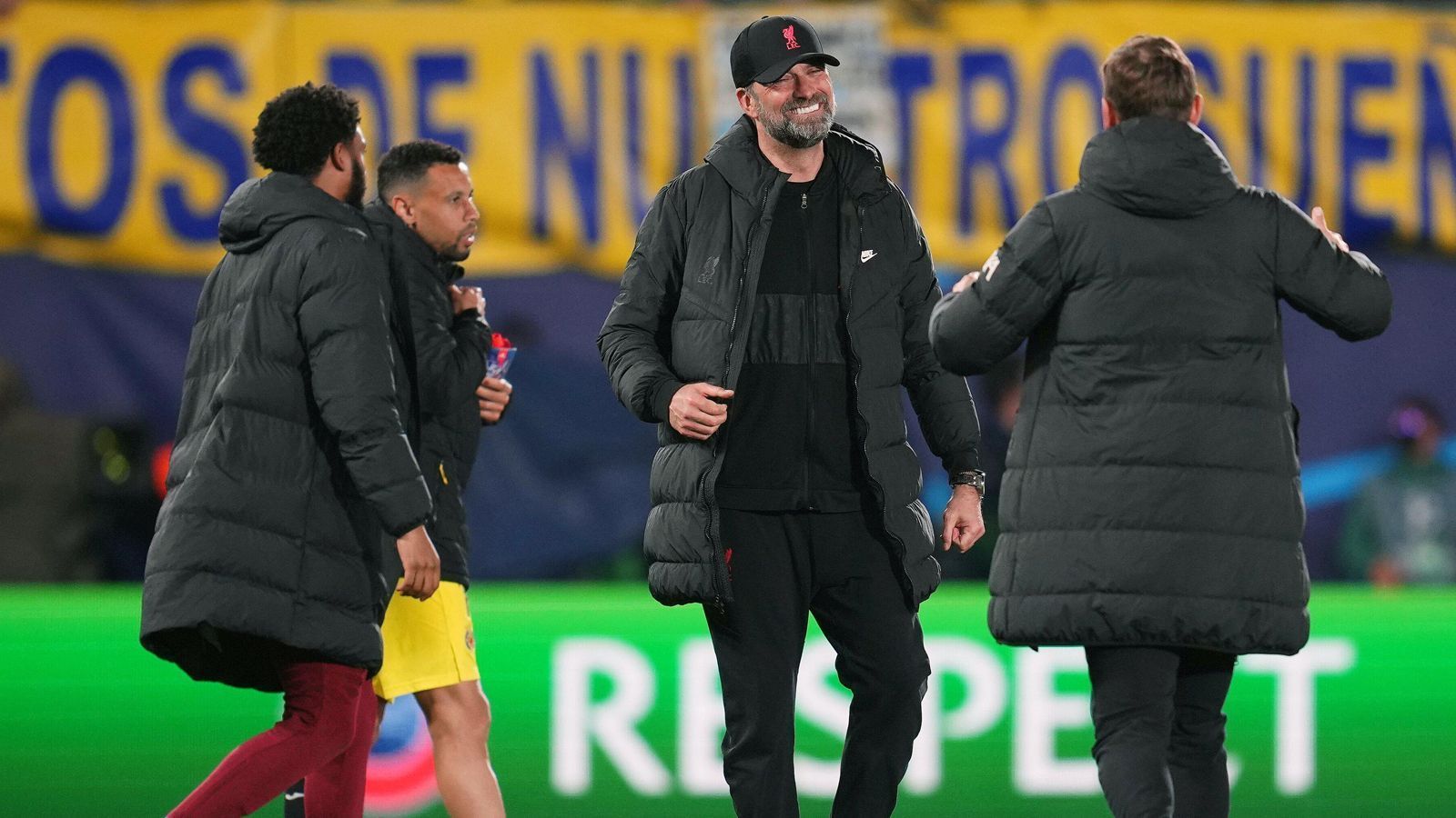 <strong>Vierter Final-Einzug: Jürgen Klopp zieht mit Carlo Ancelotti und Co. gleich</strong><br>
                Trainer Jürgen Klopp hat mit dem FC Liverpool das Finale der Champions League in der Saison 2021/22 erreicht. Für den Ex-Dortmunder ist es bereits der vierte Final-Einzug als Trainer in der Königsklasse. Vor Klopp schafften das nur drei andere Trainer:&nbsp;Marcello Lippi, Sir Alex Ferguson und Carlo Ancelotti.