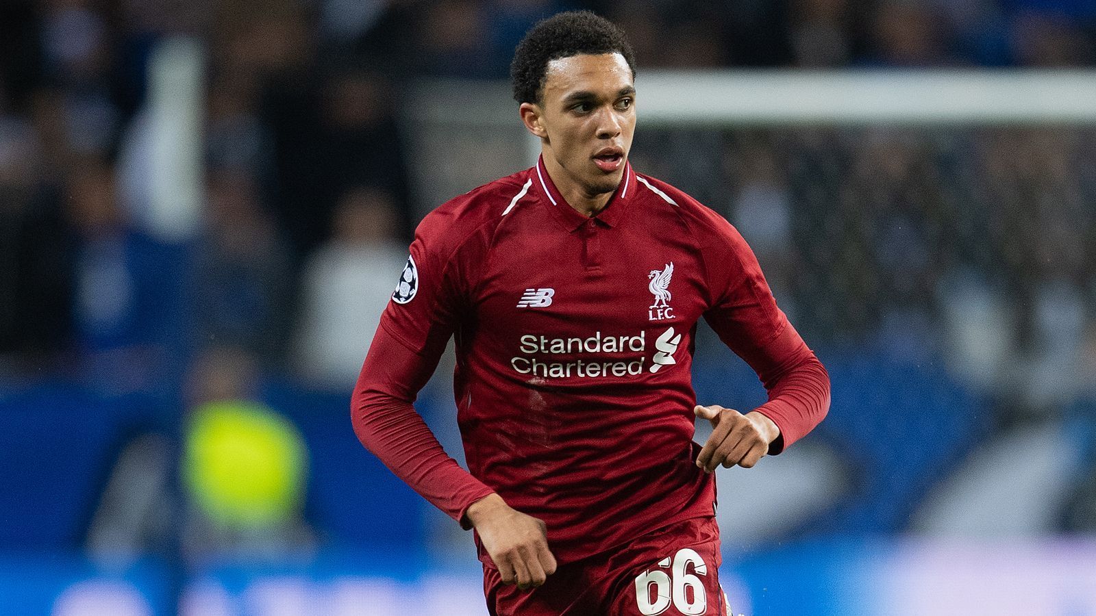 
                <strong>Abwehr: Trent Alexander-Arnold (FC Liverpool)</strong><br>
                Absolvierte Spiele im Wettbewerb 2018/19: 11
              