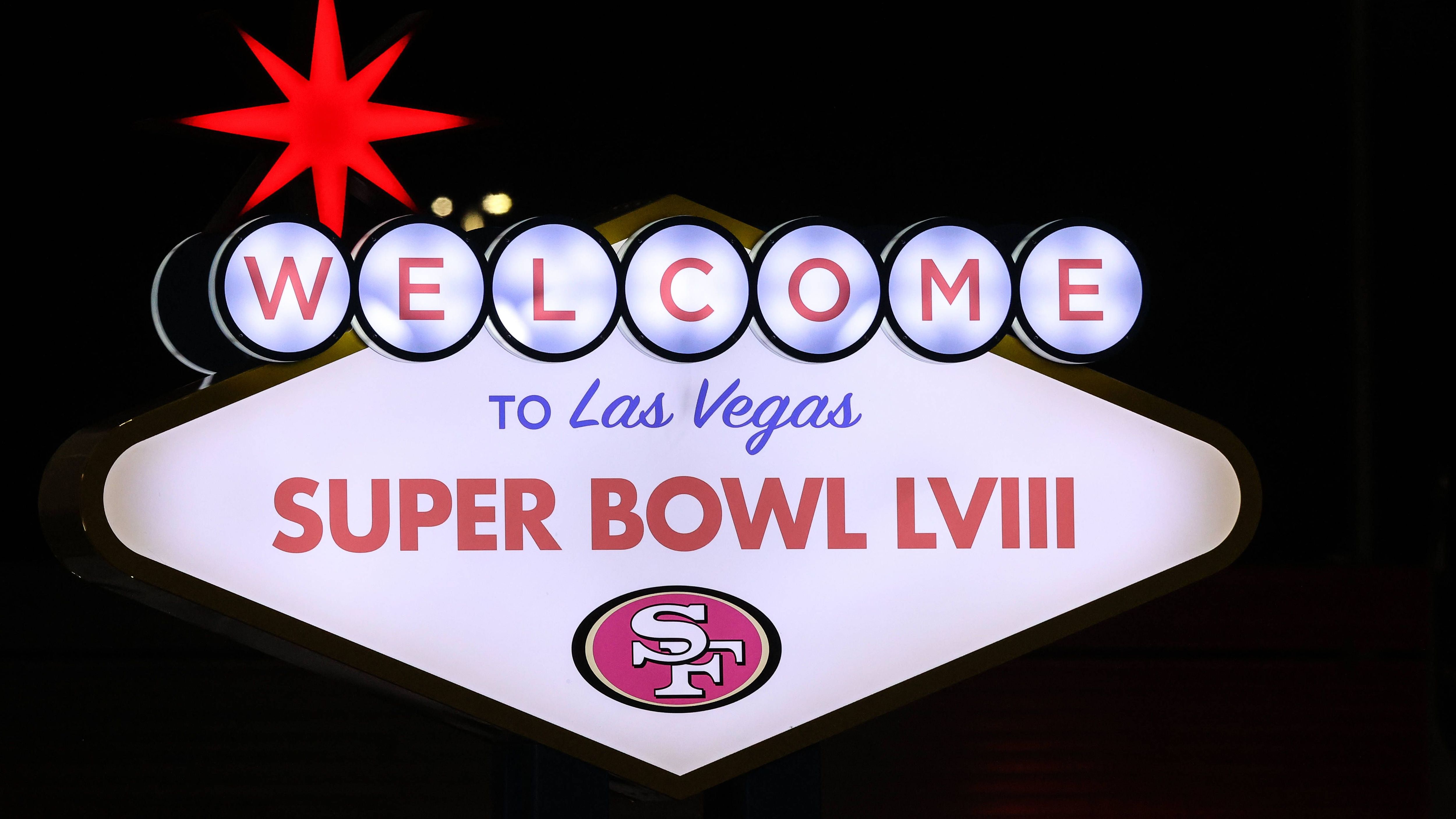 <strong>Super Bowl: Wie lange warten die Teams auf eine Teilnahme?</strong><br>In wenigen Tagen treffen die Kansas City Chiefs und die San Francisco 49ers im Super Bowl in Las Vegas aufeinander. Beide Teams traten bereits im Endspiel der Saison 2019 gegeneinander an. Andere Franchises warten dagegen schon deutlich länger auf eine SB-Teilnahme. <strong><em>ran</em></strong> zeigt, wie lange die einzelnen Teams nicht mehr beim Saisonhöhepunkt dabei waren.