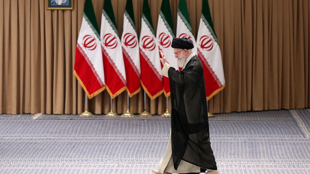 Das iranische Regime um Khamenei ist im Zuge der Angriffe aus Israel und den USA auch innenpolitisch angeschlagen. (Archivbild)