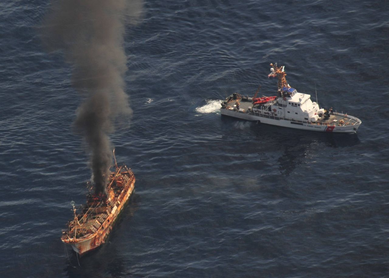 Die "Ryōun Maru" sollte 2011 verschrottet werden und war in einem Hafen der japanischen Insel Hokkaidō vertäut. Am 14. März aber ereignete sich ein Seebeben vor der Sanriku-Küste und das Fischerei-Boot wurde von den dadurch ausgelösten Tsunami-Flutwellen mitgerissen. Von da an trieb es als Geisterschiff über ein Jahr im Pazifik, bevor es Ende März 2012 nahe der Küste Alaskas geortet wurde.&nbsp;