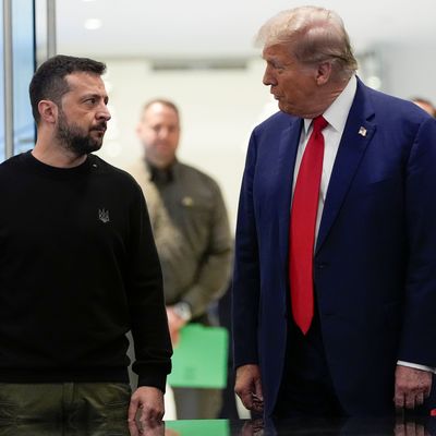 Unter einem US-Präsidenten Trump könnte der Ukraine von Staatschef Selenskyj ein Horrorszenario drohen. 