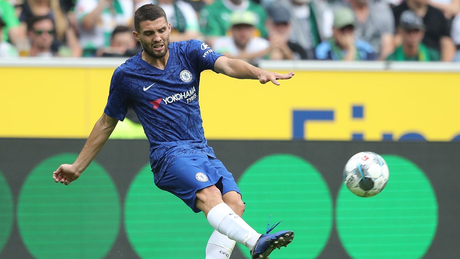 
                <strong>FC Chelsea London </strong><br>
                Gesamtausgaben: 45 Millionen EuroTeuerster Einkauf: Mateo Kovacic (45 Millionen Euro)
              