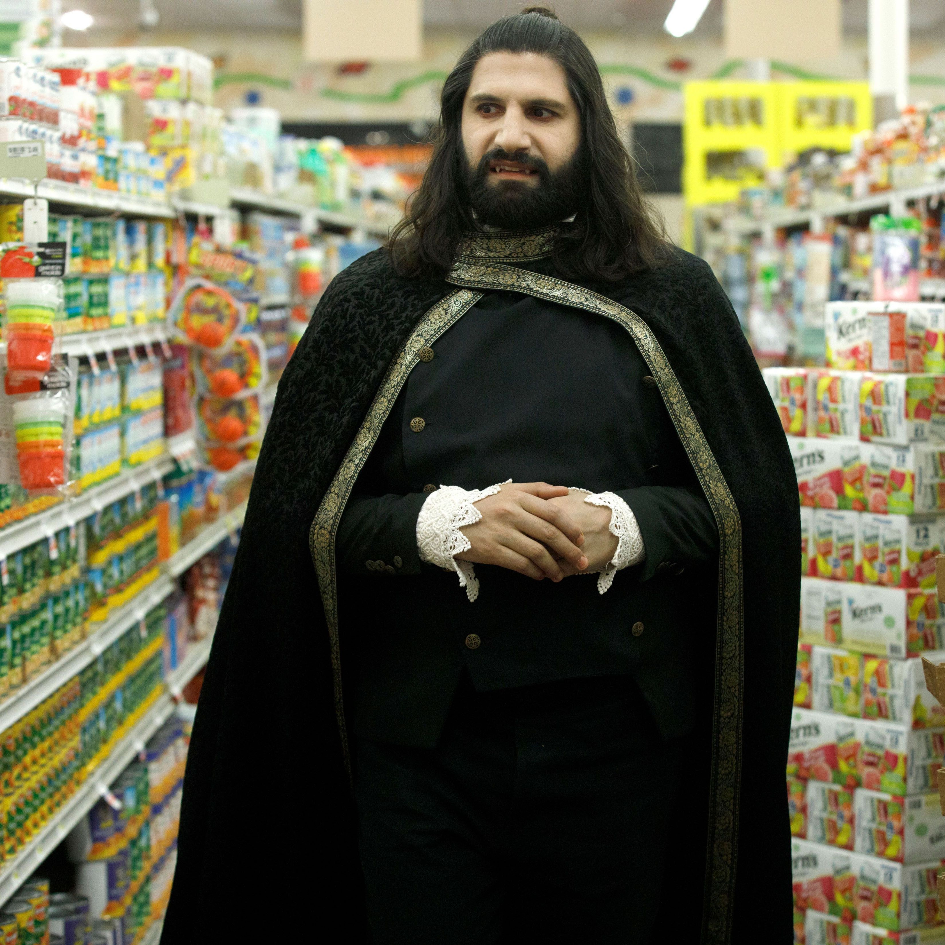 WHAT WE DO IN THE SHADOWS, Kayvan Novak in 'Pilot'