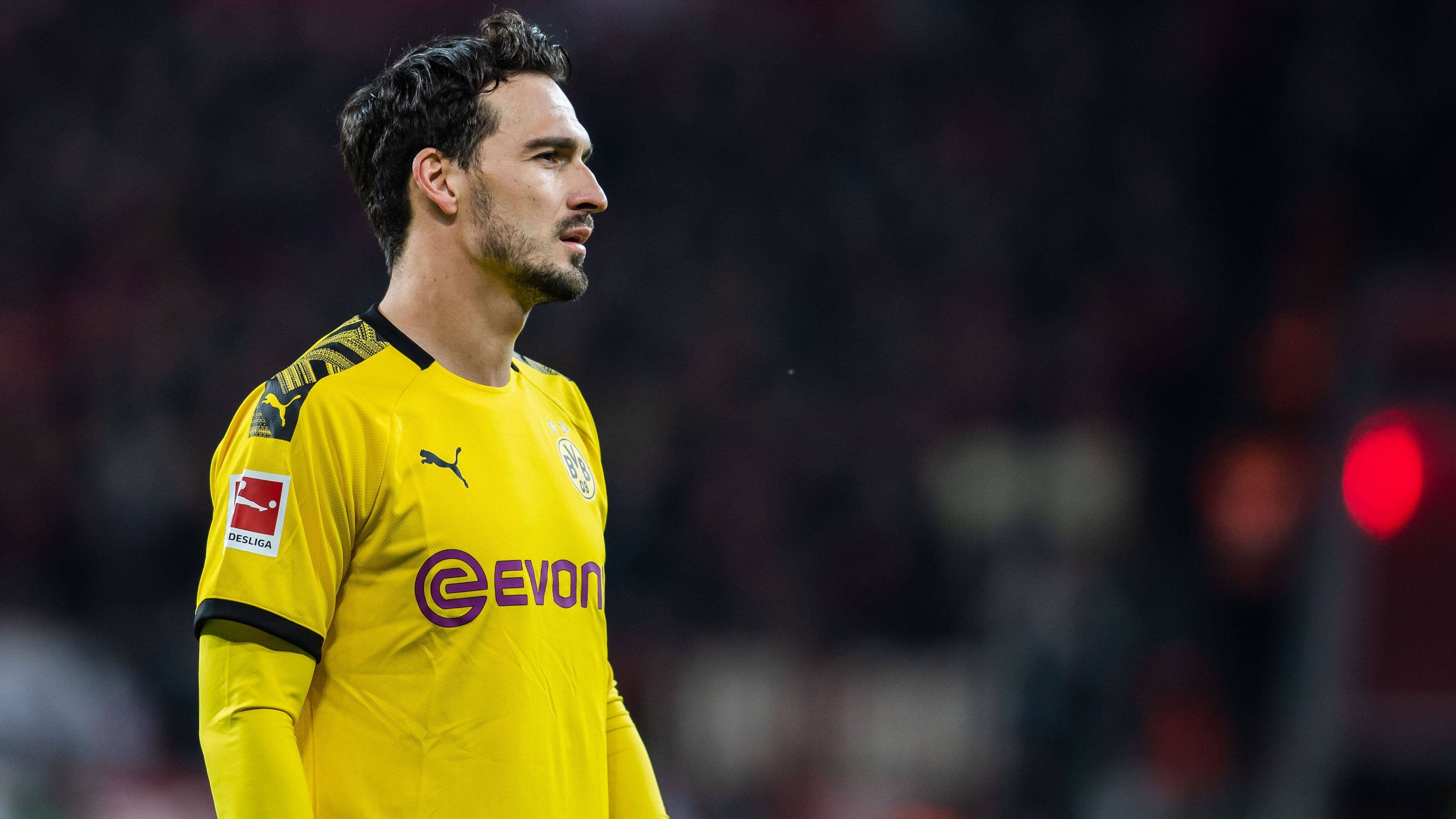 
                <strong>Die BVB-Stars in Leverkusen in der Einzelkritik</strong><br>
                Im Topspiel des 21. Spieltags kassiert Borussia Dortmund eine bittere Pleite. Trotz zweimaliger Führung kassiert der BVB bei Bayer Leverkusen eine 3:4-Pleite. ran.de benotet die Schwarz-Gelben.
              