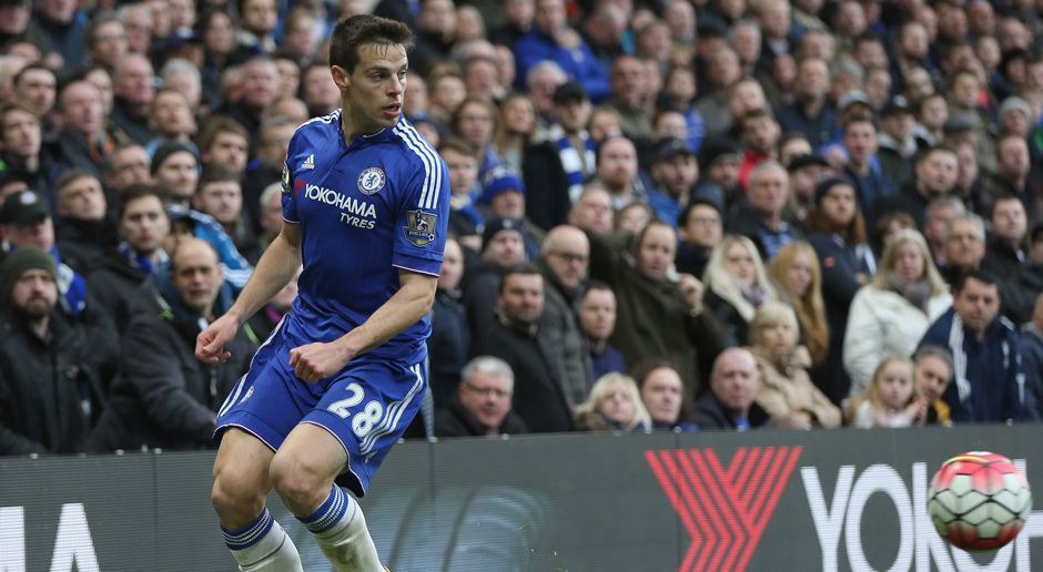 
                <strong>Platz 8: Cesar Azpilicueta (FC Chelsea) - 594 Pässe</strong><br>
                Platz 8: Cesar Azpilicueta (FC Chelsea, Linker Verteidiger) - 594 erfolgreich gespielte Pässe.
              