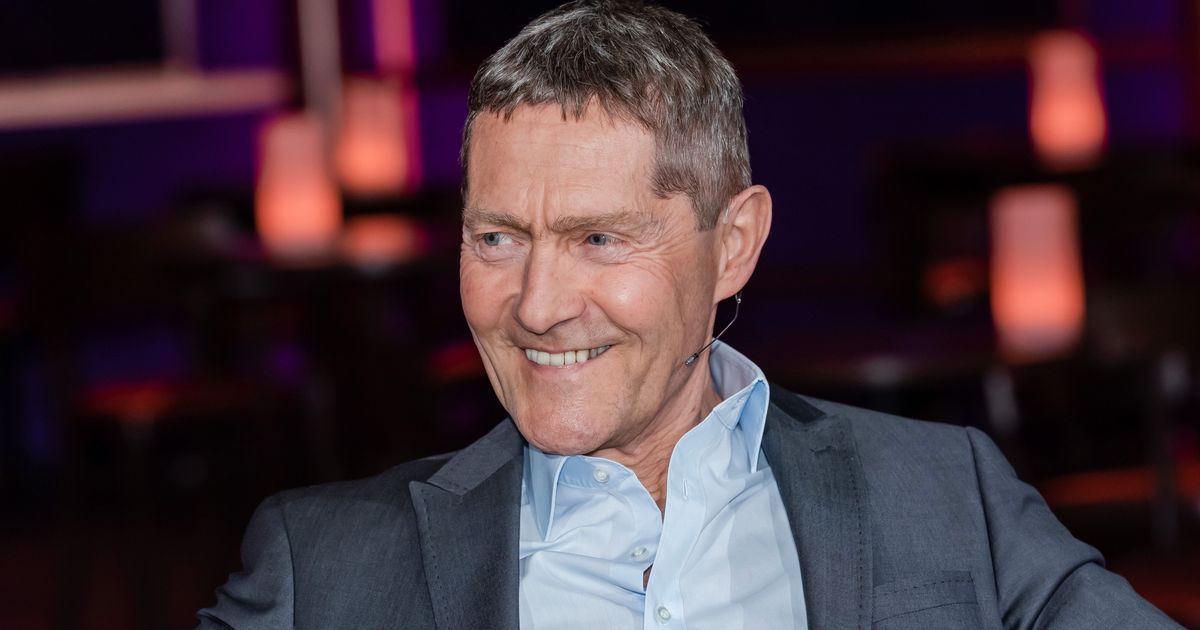 Gewusst? Dieser "In aller Freundschaft"-Star ist die deutsche Stimme von  Lord Voldemort