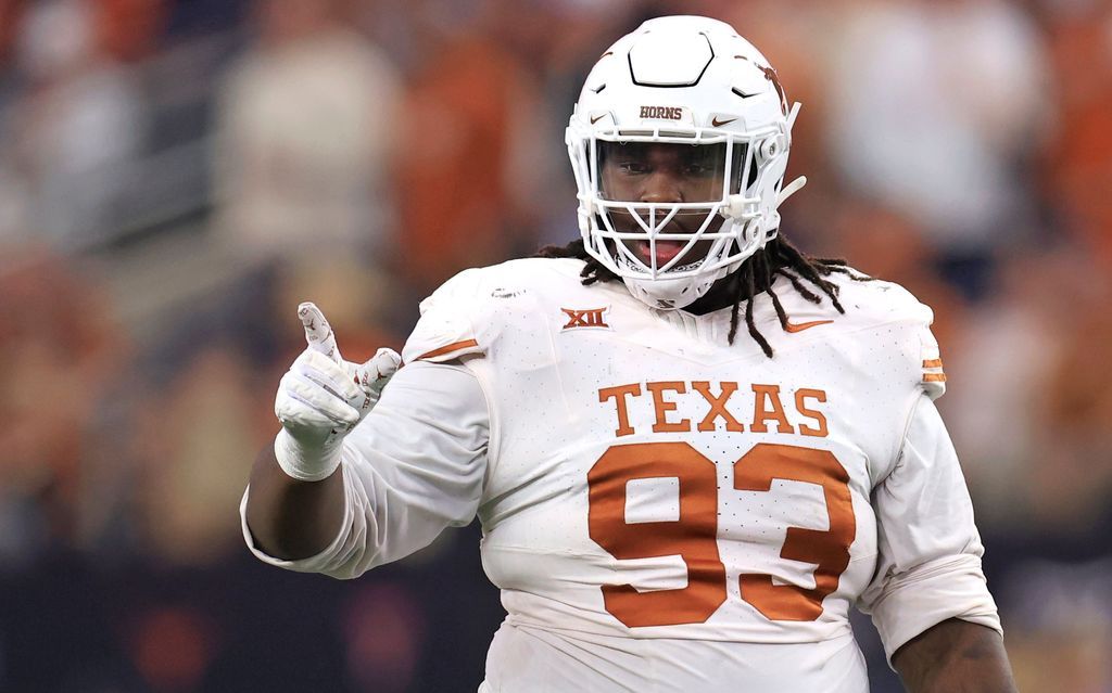 Texas Longhorns Defensive Tackle T’Vondre Sweat in Focus as Team Aims for First College Football Title Since 2006