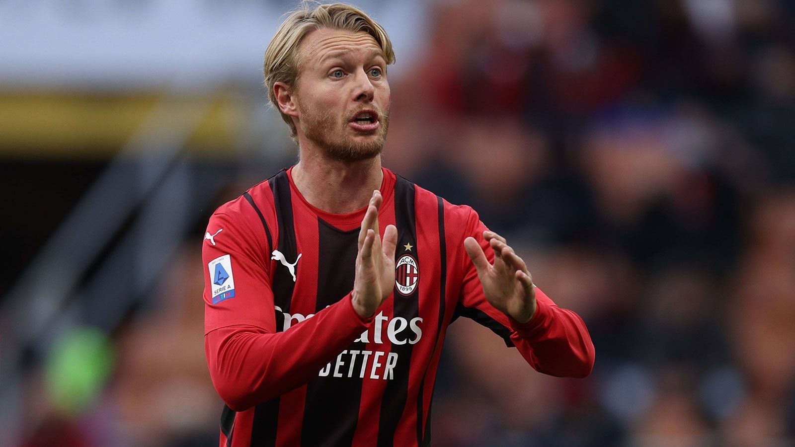 
                <strong>Platz 18: Simon Kjaer</strong><br>
                32 Jahre | Abwehr | AC Milan
              