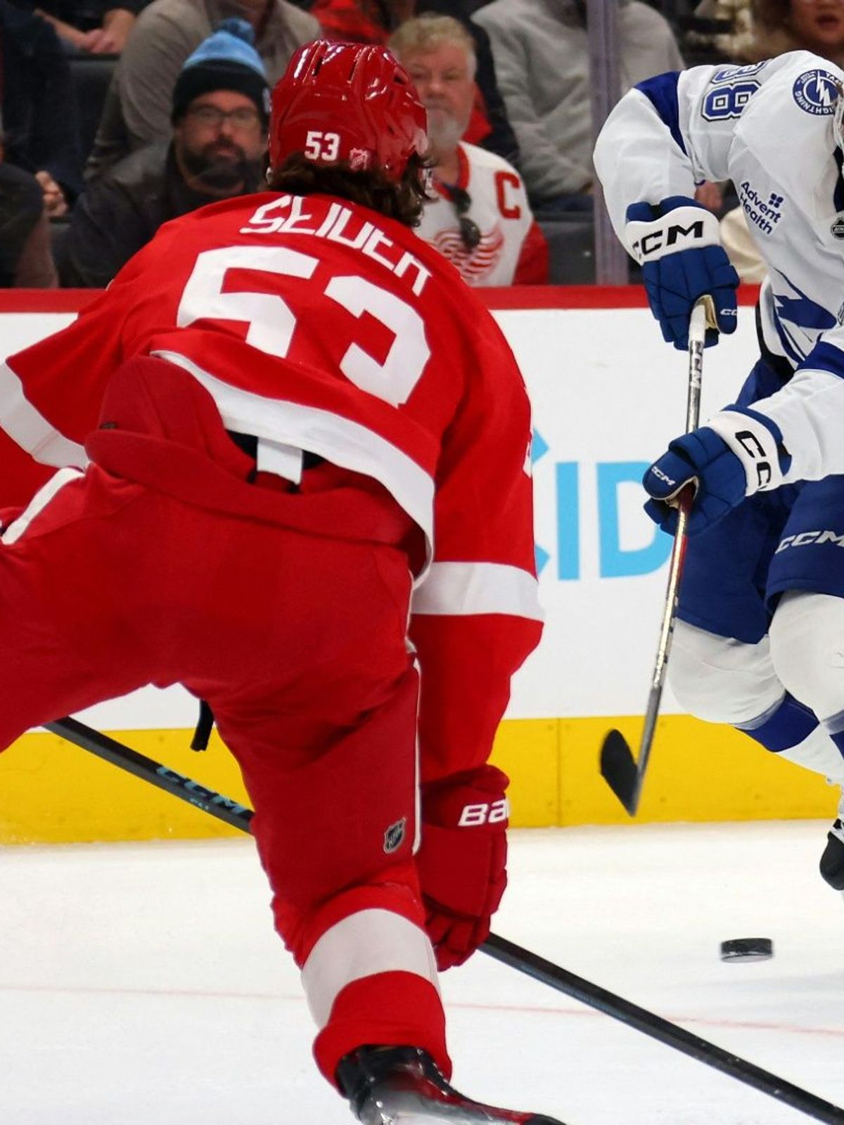 Seider (l.) gegen Tampa Bay