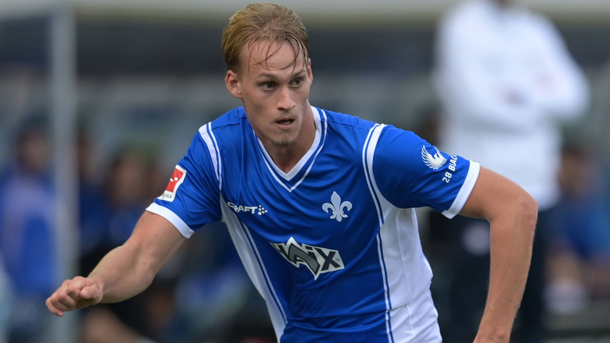 <strong>Platz 10: Oscar Vilhelmsson (SV Darmstadt)</strong><br><strong>Alter beim Debüt:</strong>&nbsp;19 Jahre, zehn Monate, 18 Tage<br><strong>Begegnung:</strong> Eintracht Frankfurt - SV Darmstadt 1:0 (20. August 2023)