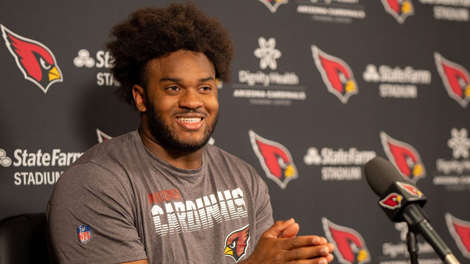 
                <strong>6. Pick: Paris Johnson Jr. (Arizona Cardinals)</strong><br>
                &#x2022; Rückennummer: 70<br>&#x2022; Position: Offensive Tackle<br>
              