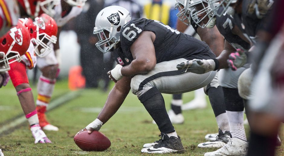 
                <strong>Rodney Hudson</strong><br>
                Center, Oakland Raiders: 1008 Snaps
              