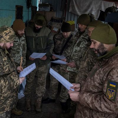 CHRISTMAS-SEASON/UKRAINE-FRONTLINE