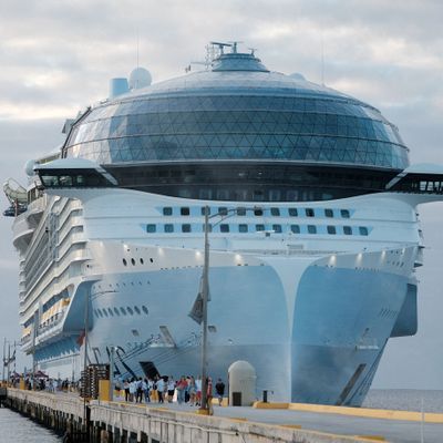 CRUISE-TRAVEL/DISCOUNTS