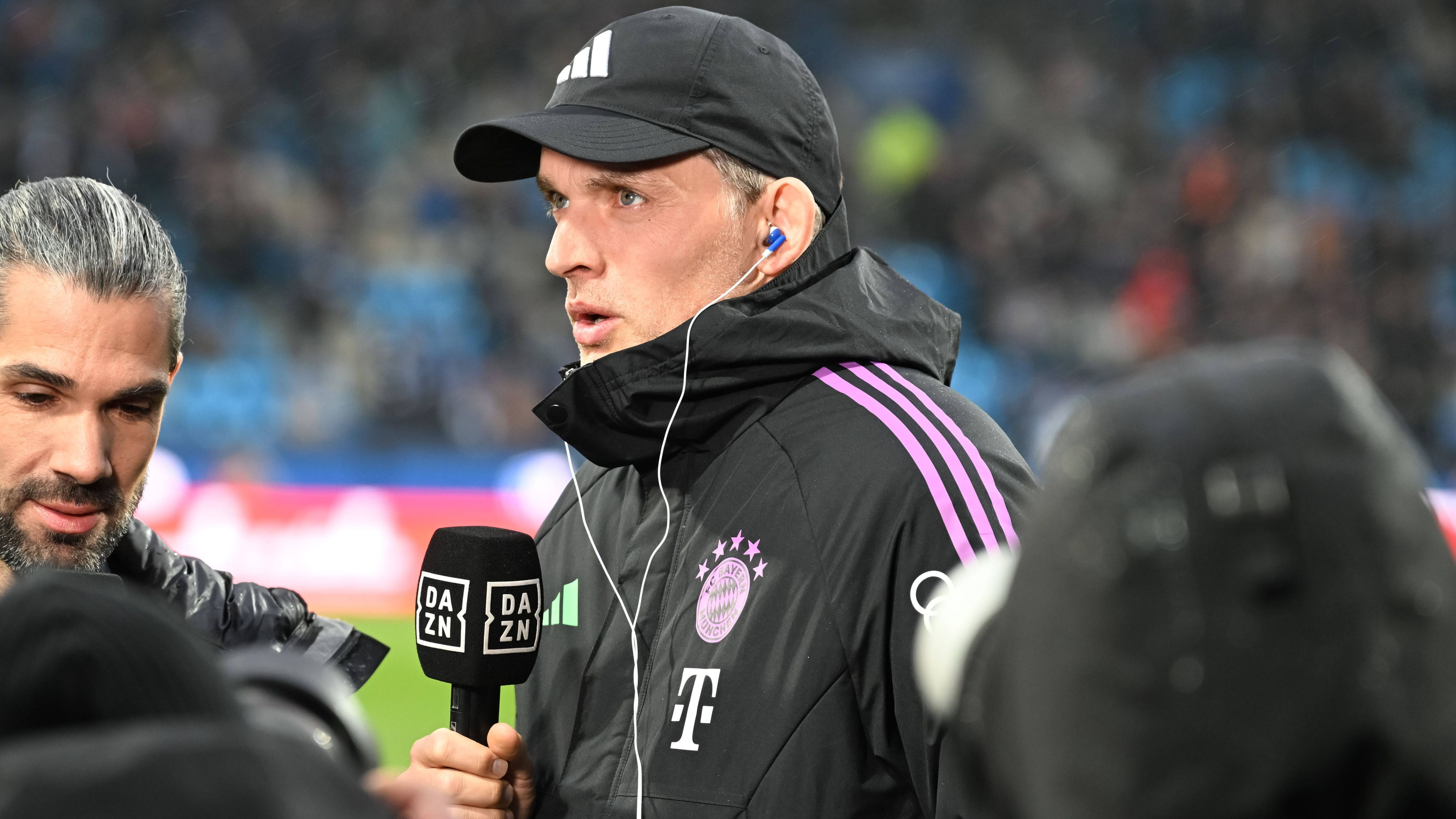 <strong>Gazzetta dello Sport (Italien):</strong> "Bayern - eine Niederlage nach der anderen. Eine echte Hölle für Bayern München. Aber auch für Thomas Tuchel, der jetzt ein Risiko ist. Von der Mannschaft, die die deutsche Meisterschaft dominierte, ist nicht einmal mehr ein Schatten zu sehen."