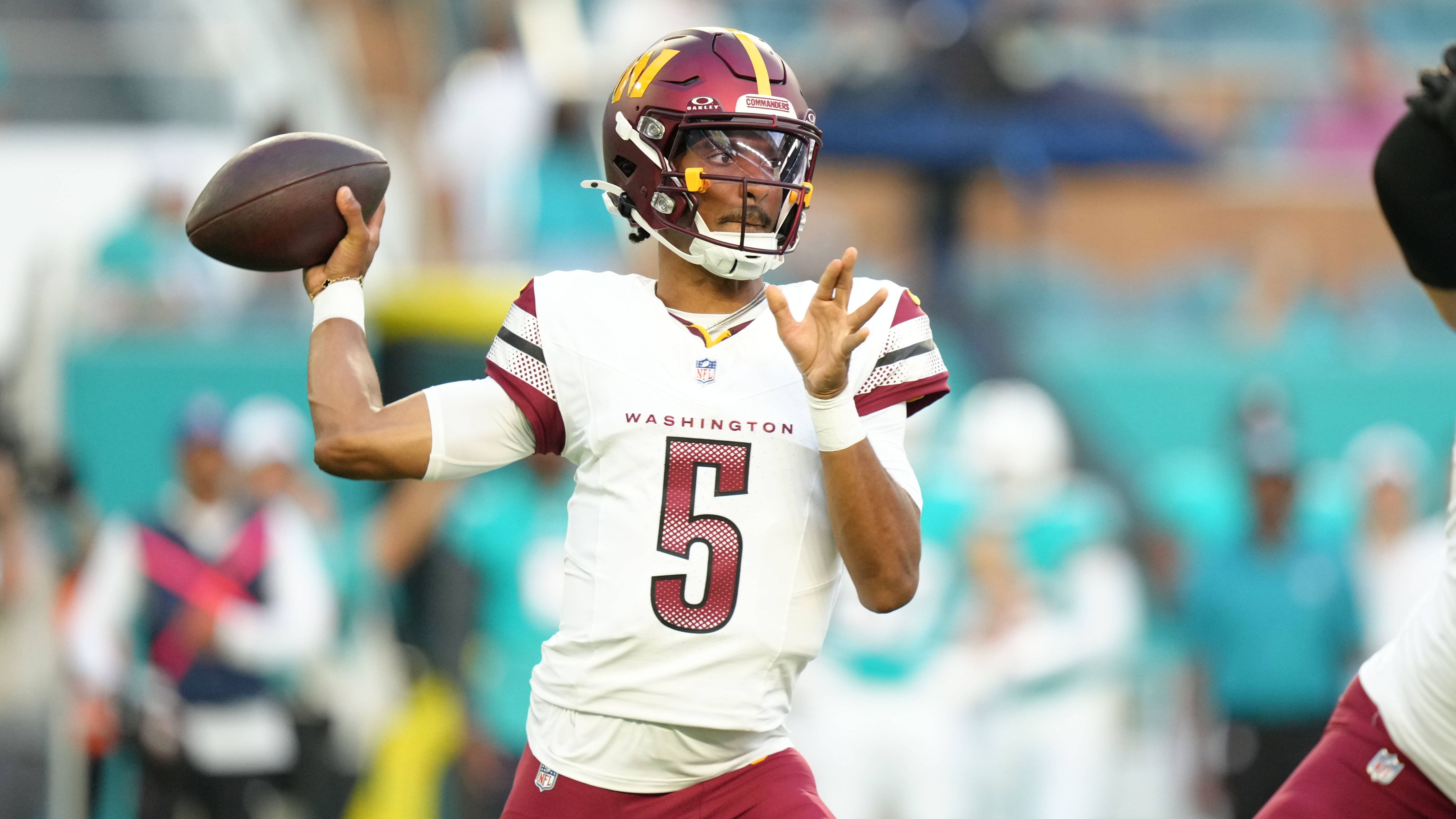 <strong>Washington Commanders</strong><br>• Starter: Jayden Daniels (im Bild)<br>• Backup: Marcus Mariota, Josh Johnson, Sam Hartman