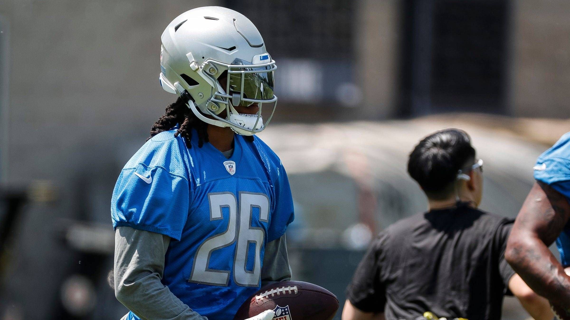 <strong>Jahmyr Gibbs (Running Back | Detroit Lions)</strong><br>Mit dem Pick für Gibbs an Nummer zwölf sorgten die Lions für einen Schocker im diesjährigen Draft, doch der Running Back war eine überlegte Wahl. Zumal Detroit sein Backfield komplett neu aufgestellt hat. D'Andre Swift und Jamaal Williams sind weg, neben Gibbs holten sie David Montgomery. Eine spannende Konstellation, mit wohl genug Gelegenheiten für beide.