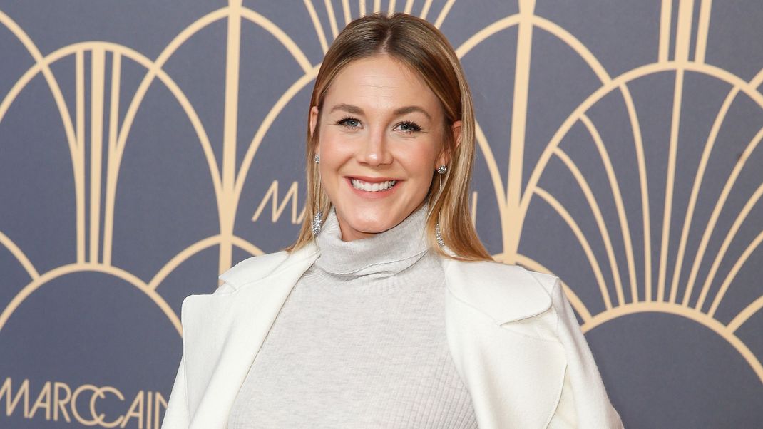 Alina Merkau moderiert seit dem 13. März wieder das "SAT.1-Frühstücksfernsehen".