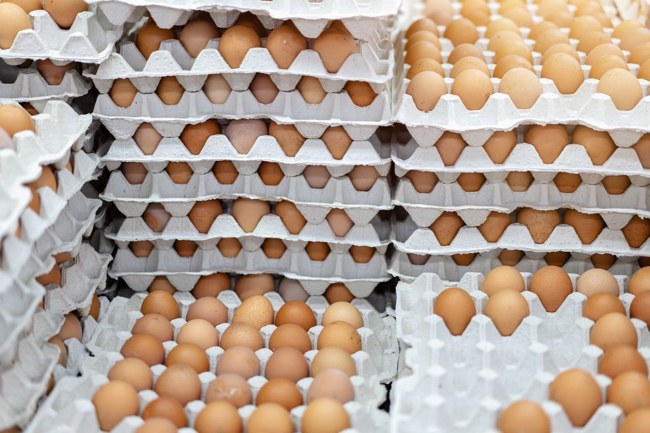 ... würden sich auch andere tierische Produkte verteuern - wie beispielsweise Eier.