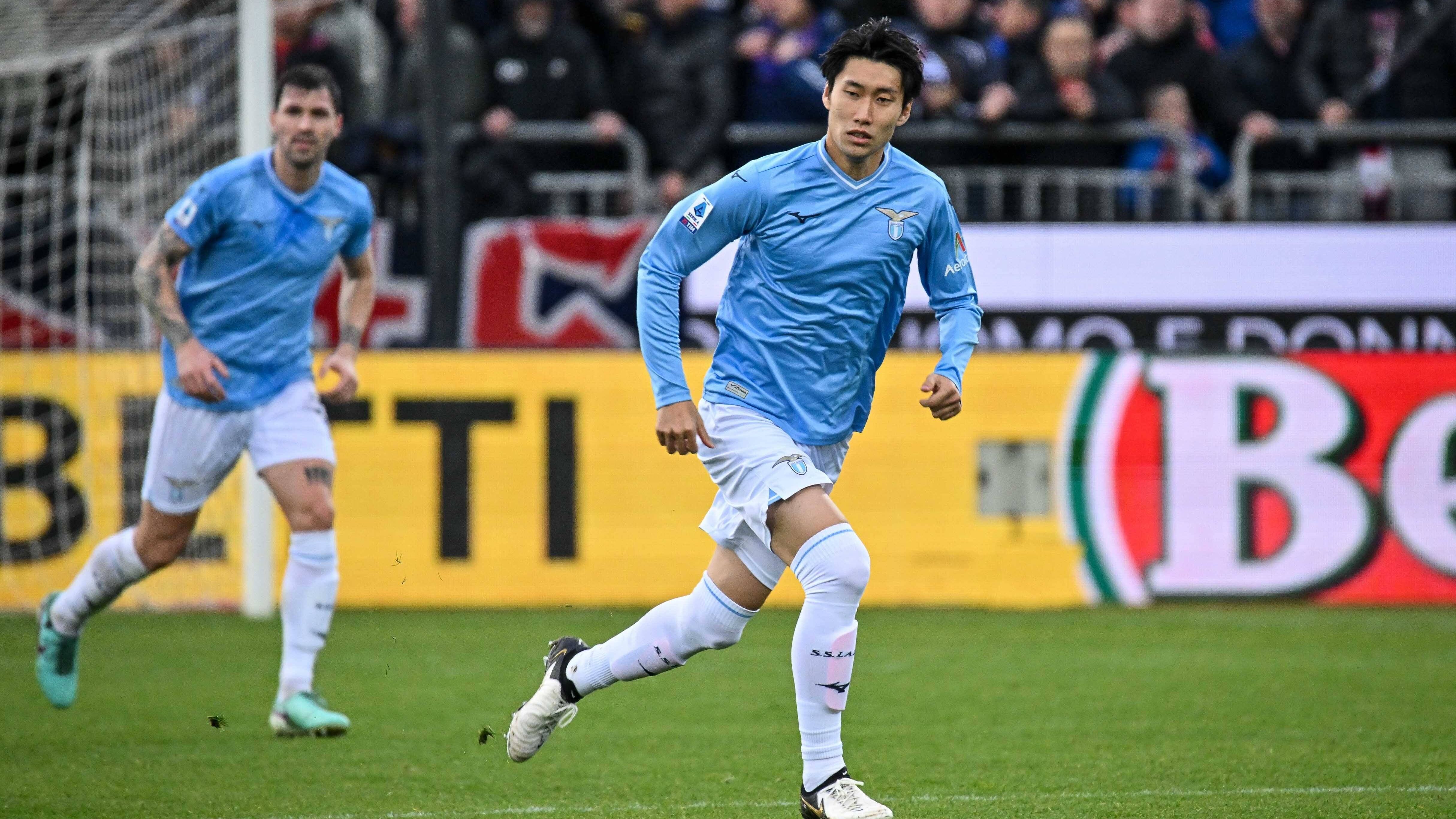 <strong>5. Kamada kommt nicht zum Zug</strong><br> Im vergangenen Sommer wechselte Daichi Kamada von Eintracht Frankfurt zu Lazio Rom. Es sollte ein Karrieresprung sein. Der ist bis dato nicht geglückt. Unter Trainer Sarri kommt der Japaner nicht wirklich zum Zug. Selbst wenn er spielte, blieb er hinter den Erwartungen zurück. In 23 Pflichtspielen kommt er auf ein Tor und eine Vorlage. Zu wenig.