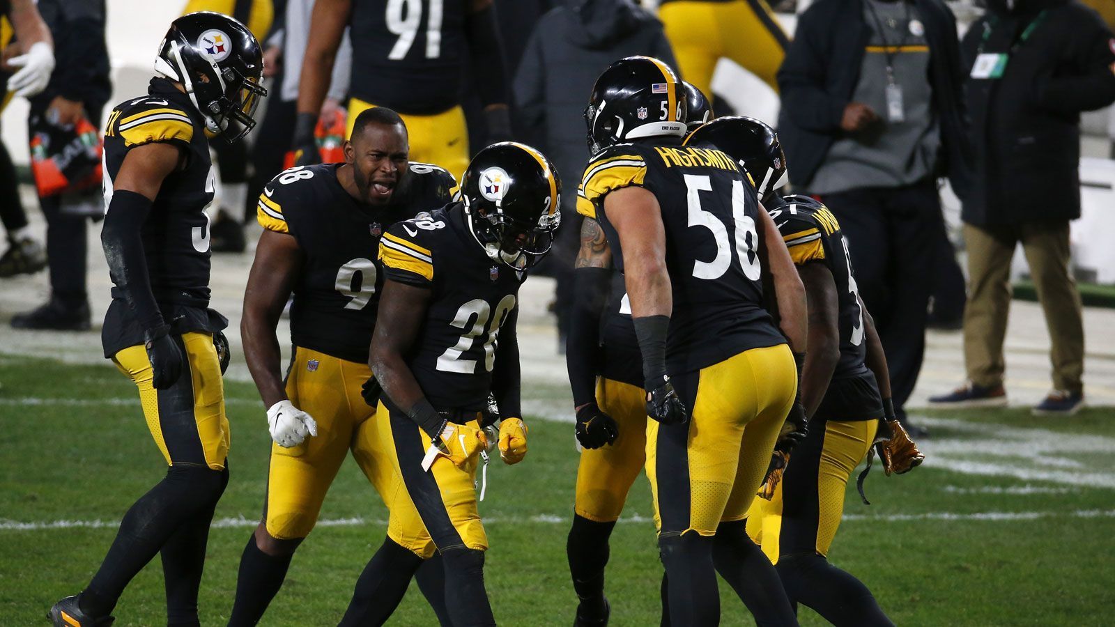 
                <strong>Pittsburgh Steelers (11-1/AFC North)</strong><br>
                Week 14: at Buffalo Bills -Week 15: at Cincinnati Bengals -Week 16: vs. Indianapolis Colts -Week 17: at Cleveland Browns
              