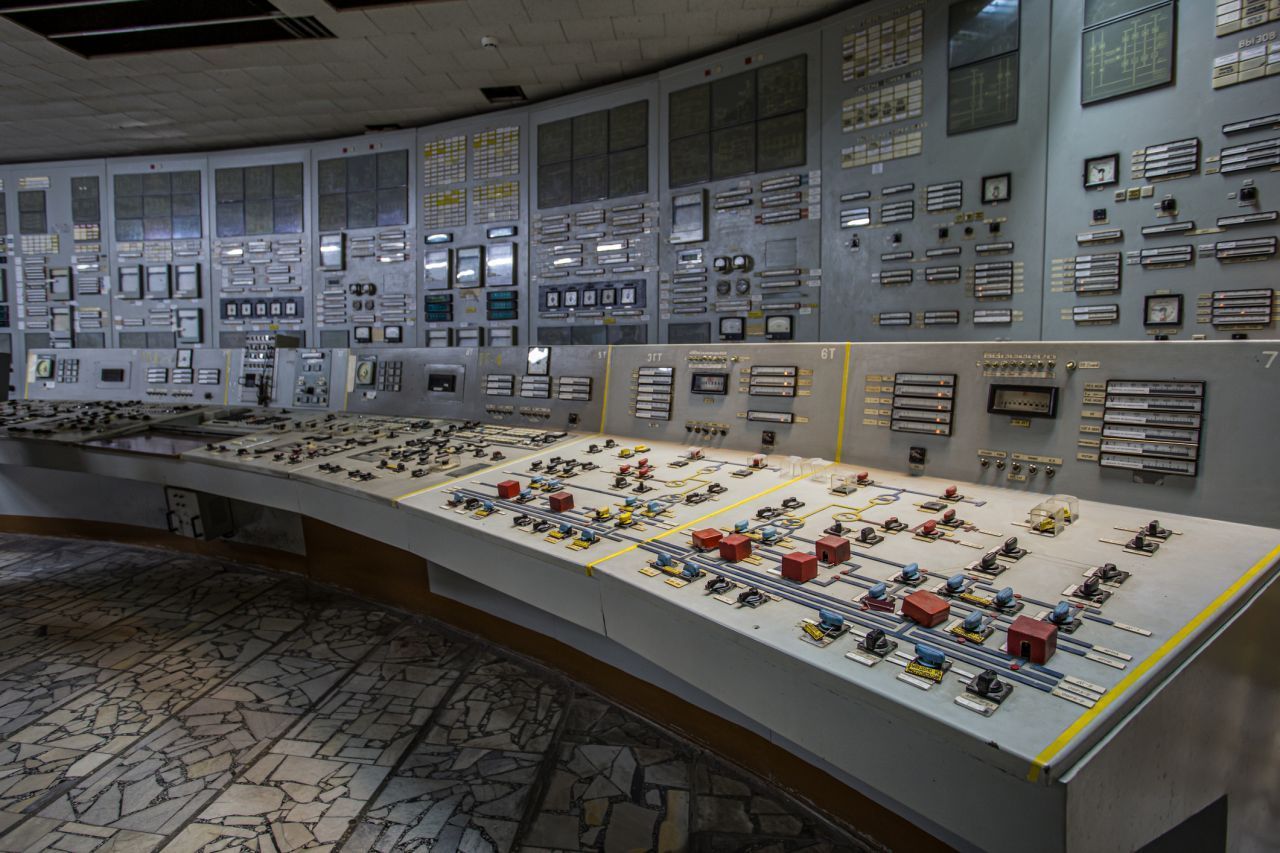 25. April 1986: Für einen Sicherheitstest simulieren Techniker im Reaktor 4 einen Stromausfall. Dafür stellen sie die Notkühlung ab. 