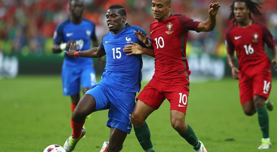 
                <strong>Einzelkritik Frankreich gegen Portugal</strong><br>
                Die Überraschung ist perfekt: Portugal ist nach einem 1:0-Sieg nach Verlängerung gegen Gastgeber Frankreich Europameister 2016. Wie haben sich beide Teams im Endspiel geschlagen? ran.de präsentiert die Einzelkritik zum EM-Finale 2016.
              