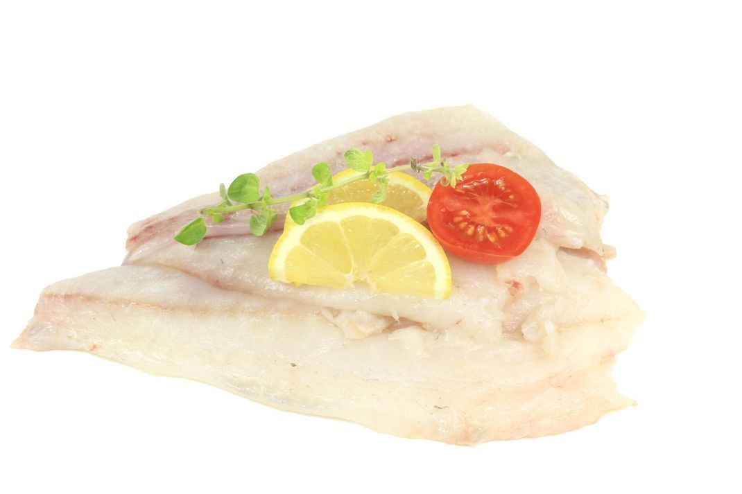 Steinbutt ist ein besonders edler Fisch mit hellem Fleisch – und wie im Rezept zubereitet ein Hochgenuss.