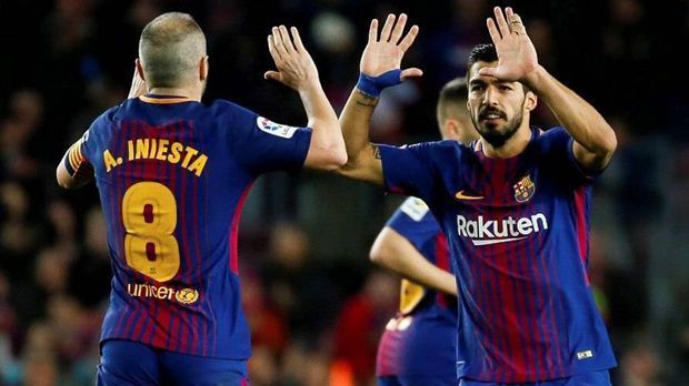 
                <strong>Platz 10 - FC Barcelona (Spanien)</strong><br>
                Durchschnittsalter: 27,3 JahreÄltester Spieler im Kader: Andres Iniesta (li., 33 Jahre)
              