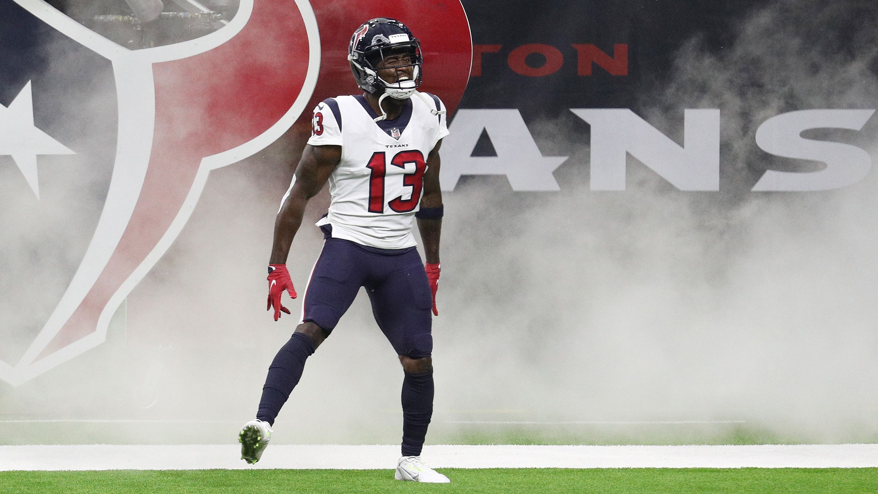 
                <strong>Brandin Cooks (Wide Receiver)</strong><br>
                Cooks kam in der Offseason per Trade für einen Zweitrundenpick von den Los Angeles Rams und sollte die Rolle des abgewanderten Star-Receivers DeAndre Hopkins übernehmen. Seine Eignung als klarer Nummer-eins-Receiver blieb er allerdings bisher schuldig. Ein mickriger Touchdown und lediglich zwei Spiele mit über 80 Receiving Yards nach Woche sechs sind einfach zu wenig. Sein Vertrag läuft zwar noch über vier Jahre, mittels einer Klausel könnte der Spieler aber ohne Dead Cap bereits ab der kommenden Saison entlassen werden.
              