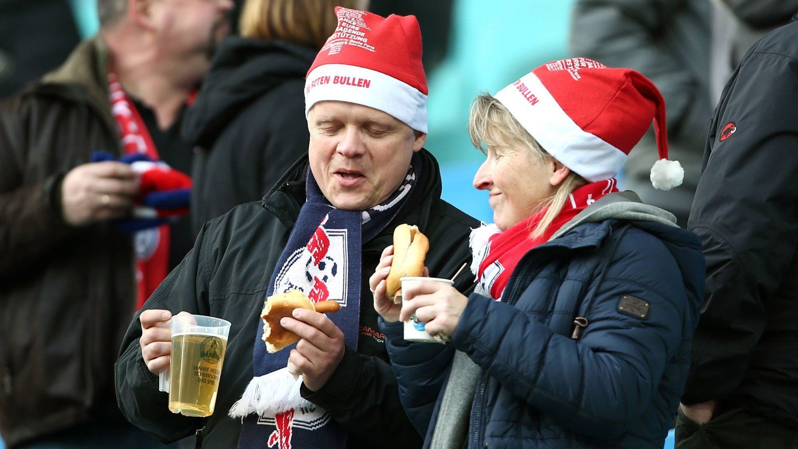 <strong>Platz 9 (geteilt): RB Leipzig (9,20 Euro)</strong><br>- Bier: 5,30 Euro<br>- Bratwurst: 3,90 Euro