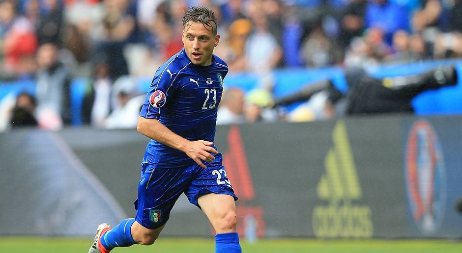 
                <strong>Emanuele Giaccherini</strong><br>
                Emanuele Giaccherini: Wuselig und nie zu greifen für die spanische Defensive. Italiens erster Torschütze dieser EM schaltete nach Eders Freistoß blitzschnell und verhalf Chiellini mit seinem Einsatz zum Treffer. Nur eine überragende Tat De Geas verhinderte wenig später sein verdientes Tor. ran-Note: 2+
              