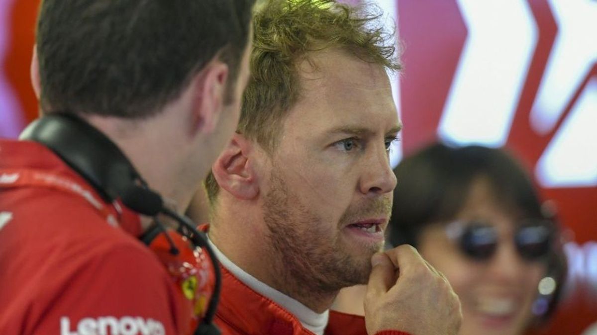 Vettel stapelt in Mexiko tief