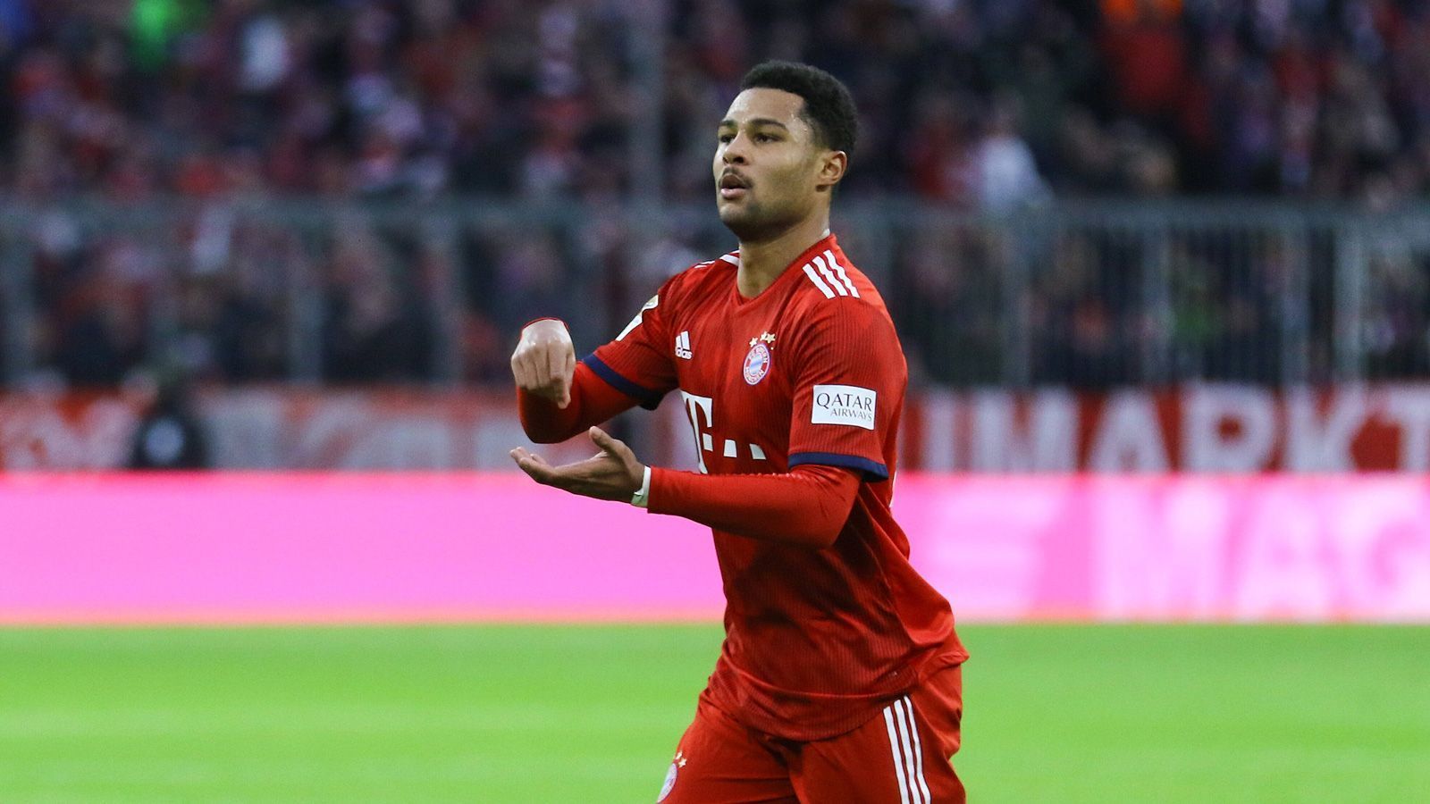 
                <strong>Serge Gnabry</strong><br>
                &#x2022; VfB Stuttgart: 2006 bis 2011 (Junioren) -<br>&#x2022; FC Bayern München: 2017 bis heute, (2017 bis 2018 an Hoffenheim ausgeliehen)<br>
              