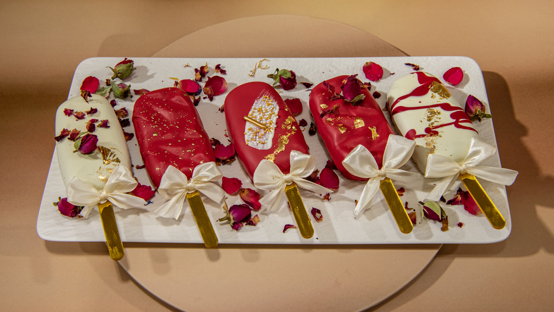 Kuchen am Stiel &amp;quot;In Love&amp;quot; - &amp;quot;Das große Backen&amp;quot;