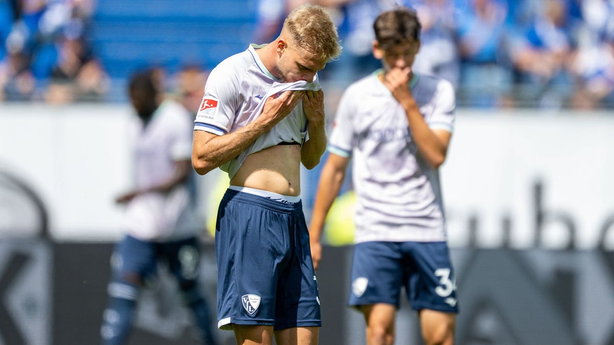 Leandro Morgalla (VfL Bochum, 39) ist enttäuscht über die Niederlage, GER, SV Darmstadt 98 vs. VfL Bochum, Fussball, 2. Bundesliga, 1. Spieltag, Saison 2025 2026, 02.08.2025. DFL REGULATIONS PROHIB...