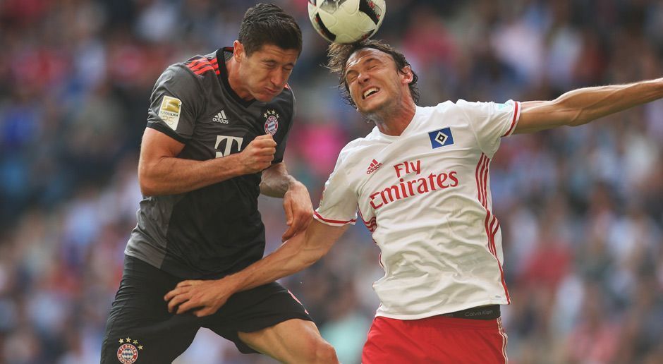 
                <strong>Robert Lewandowski</strong><br>
                Robert Lewandowski: Kam in der 18. Minute erstmals völlig frei zum Kopfball, scheiterte aber knapp. Läuferisch viel unterwegs scheute der Pole keinen Zweikampf, konnte seine Torgefährlichkeit aber zu selten ausspielen. Vergab in der 74. Minute nach Vorlage Ribery eine 100-prozentige Chance. Spielte danach einen Traum-Pass auf Müller, doch auch der vergab kurz vor Ende. ran-Note: 3+
              