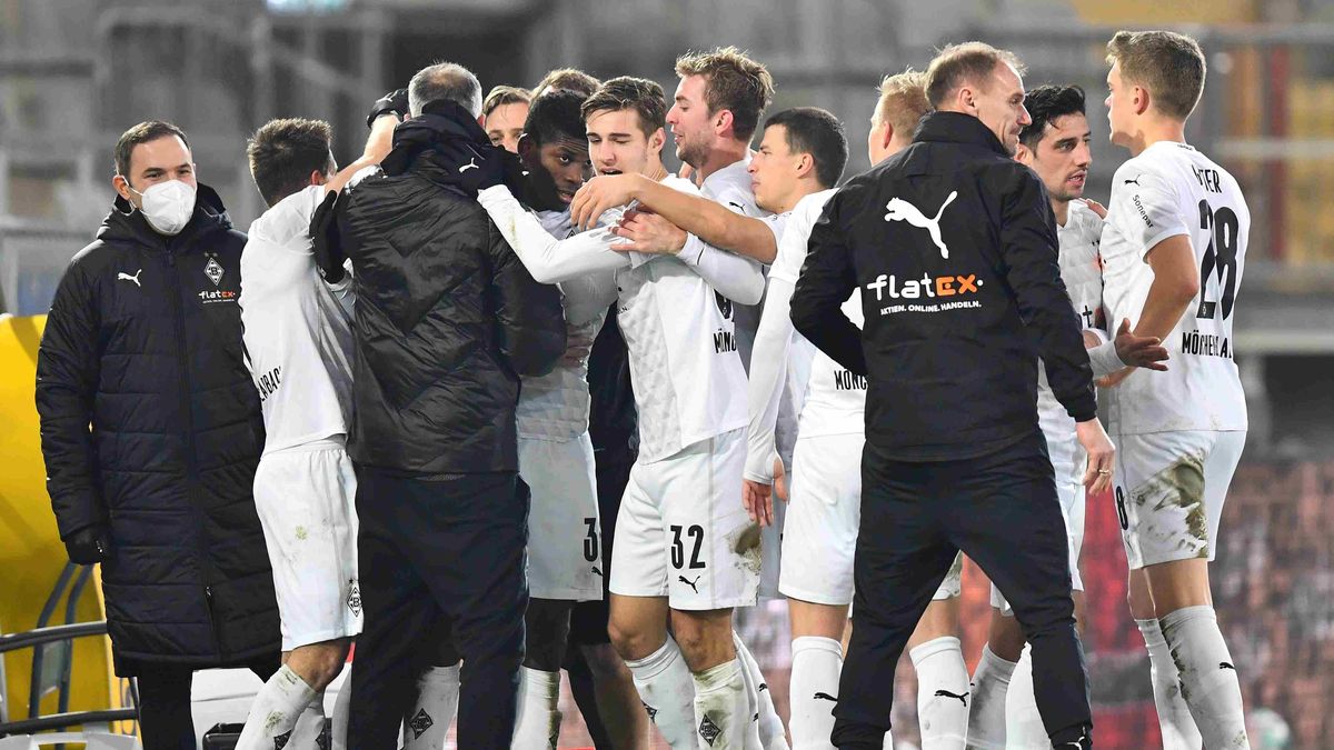 Embolo erzielt das Tor für Borussia Mönchengladbach