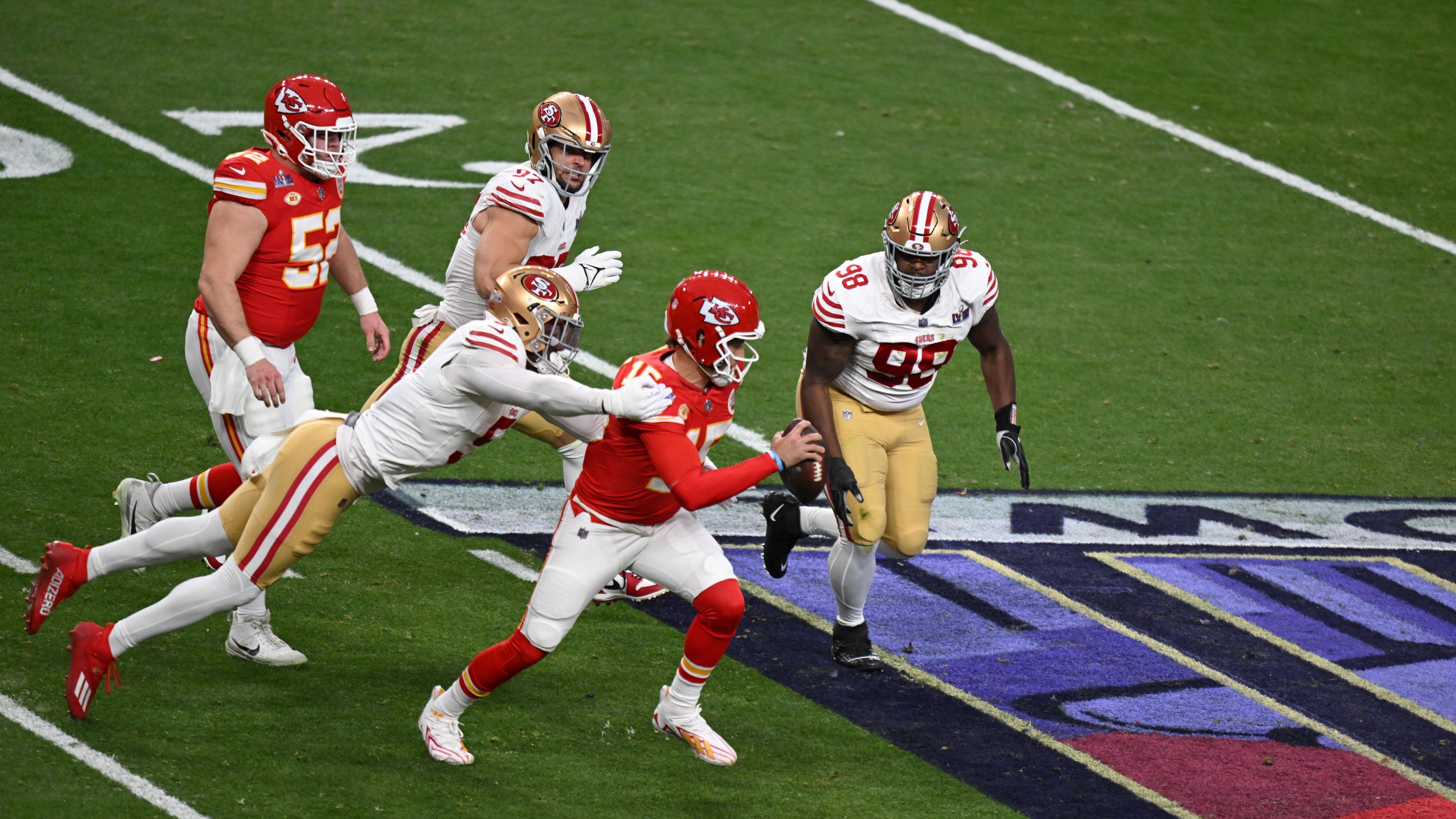 <strong>Week 7: Kansas City Chiefs @ San Francisco 49ers</strong>&nbsp;<br>Die Saison 2024 beinhaltet eine Revanche zum vergangenen Super Bowl. Die Chiefs gewannen das Endspiel der Spielzeit 2023 in der Overtime mit 25:22. Die 49ers haben nun aber vor heimischen Publikum die Möglichkeit, sich für die schmerzliche Niederlage zu rächen.