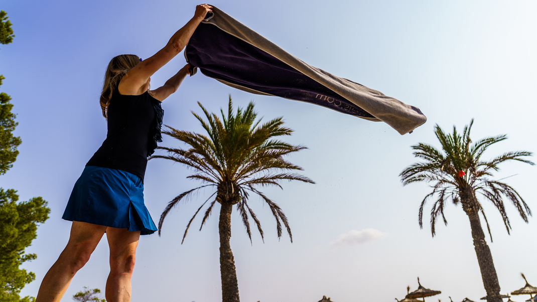 Wohin die Reise geht, hängt bei vielen Verbraucher:innen von den Kosten für den Urlaub ab.