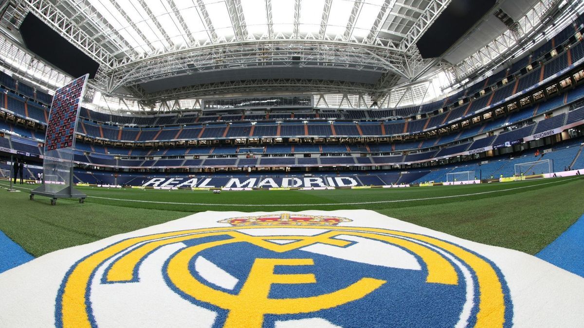 Real Madrid gedenkt dem Papst