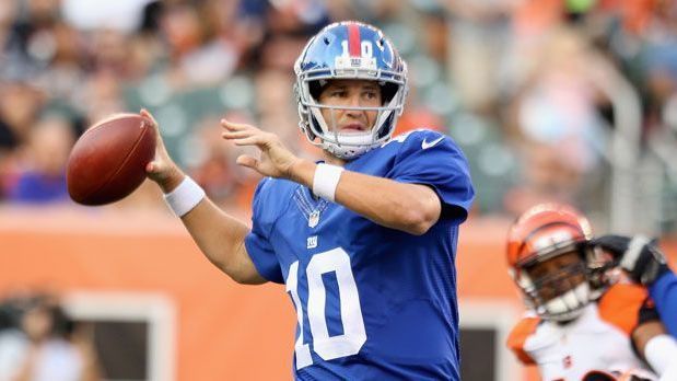 <strong>New York Giants - Eli Manning</strong><br>Passing-Yards: 57.023<br>Passing-Touchdowns: 366<br>Jahre im Team: 16<br>Absolvierte Spiele: 236