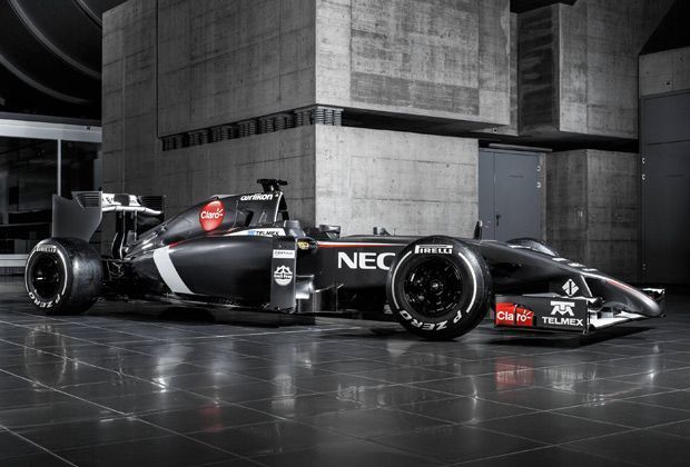 
                <strong>Sauber C33</strong><br>
                Das ist das neue Design des Sauber C33. Der neue Heckflügel steht auf zwei Stelzen, beim Frontflügel geht Sauber den gleichen Weg wie die Konkurrenz.
              